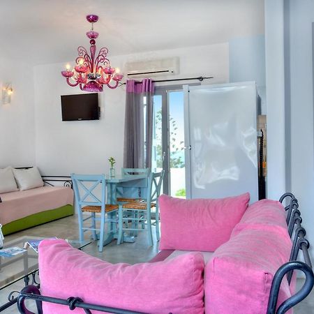 Ianthi Boutique Guesthouses 斯基罗斯岛 外观 照片