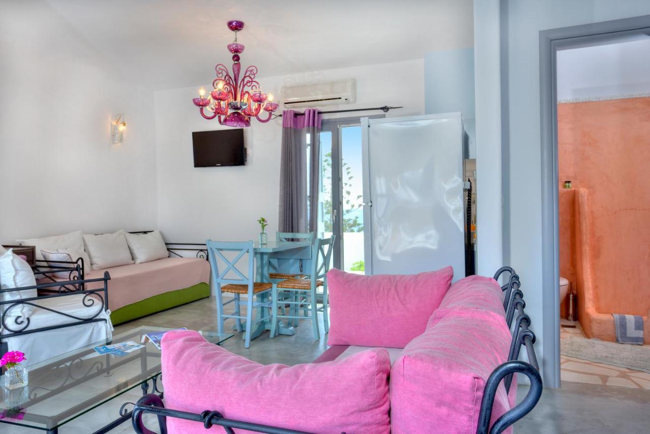 Ianthi Boutique Guesthouses 斯基罗斯岛 外观 照片