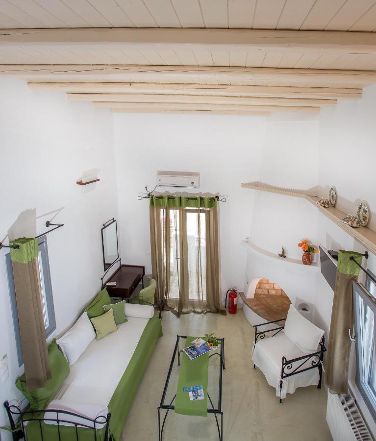Ianthi Boutique Guesthouses 斯基罗斯岛 外观 照片